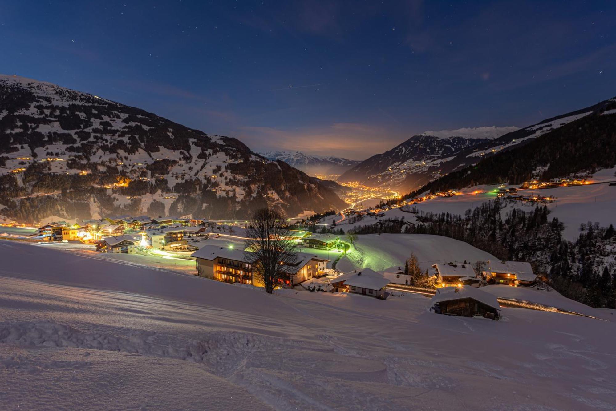 Ferienwohnung Ausblick Zillertal Гайнценберг Екстер'єр фото