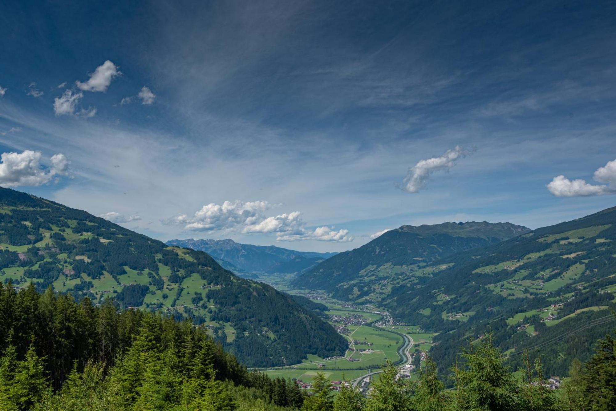 Ferienwohnung Ausblick Zillertal Гайнценберг Екстер'єр фото